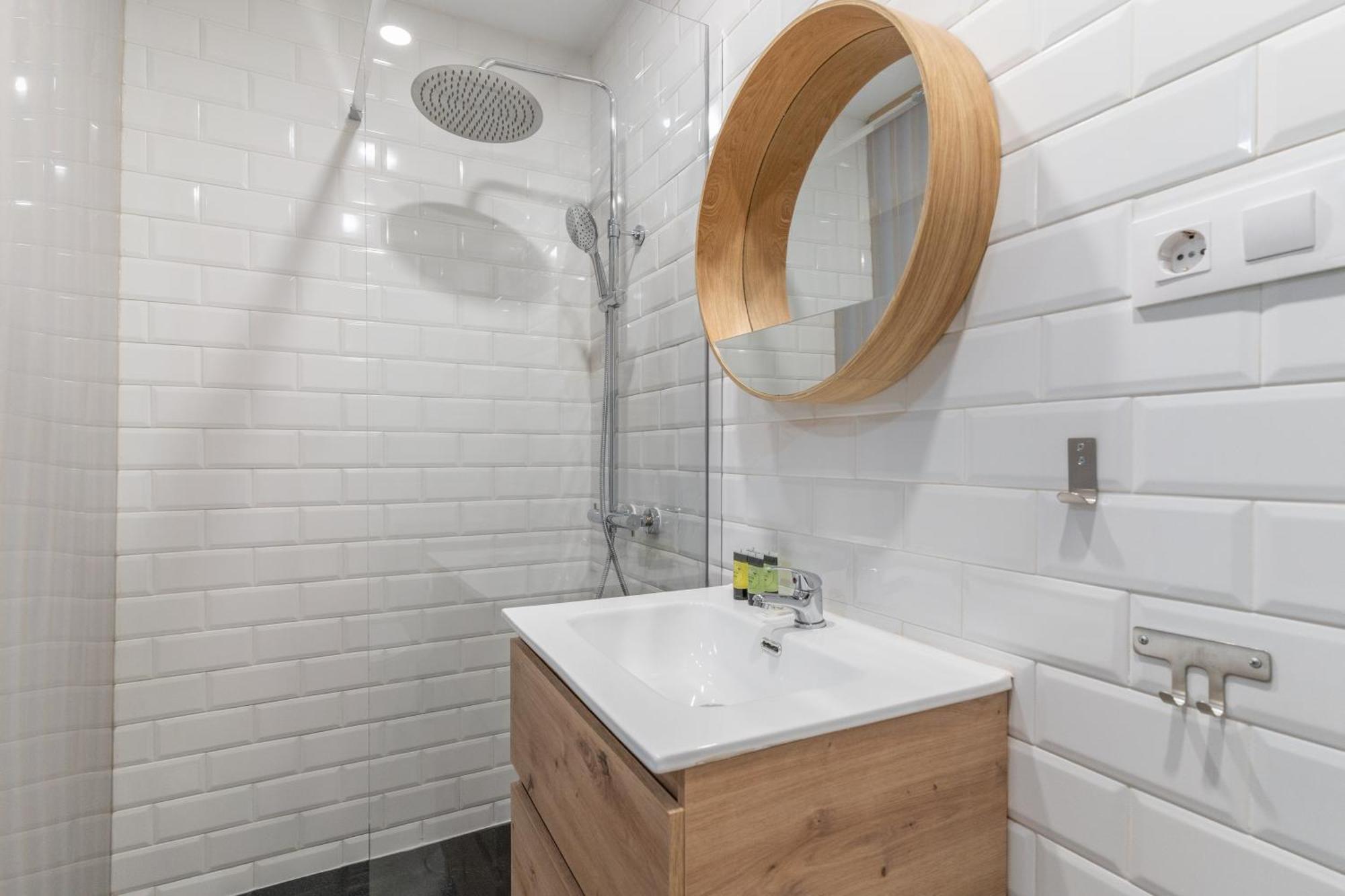 Modern Duplex-2Bedrooms 3Baths-Palacio マドリード エクステリア 写真
